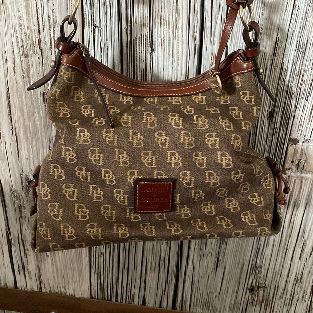 Dooney & Bourke purse